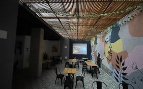 Em Corferias Embajada Americana